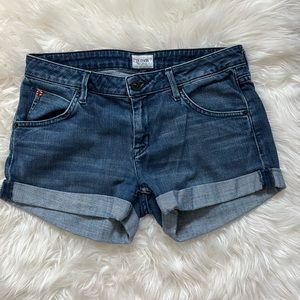 Hudson Jeans Medium Wash Medium Rise Denim Shorts. Size 28. Zipper Fly